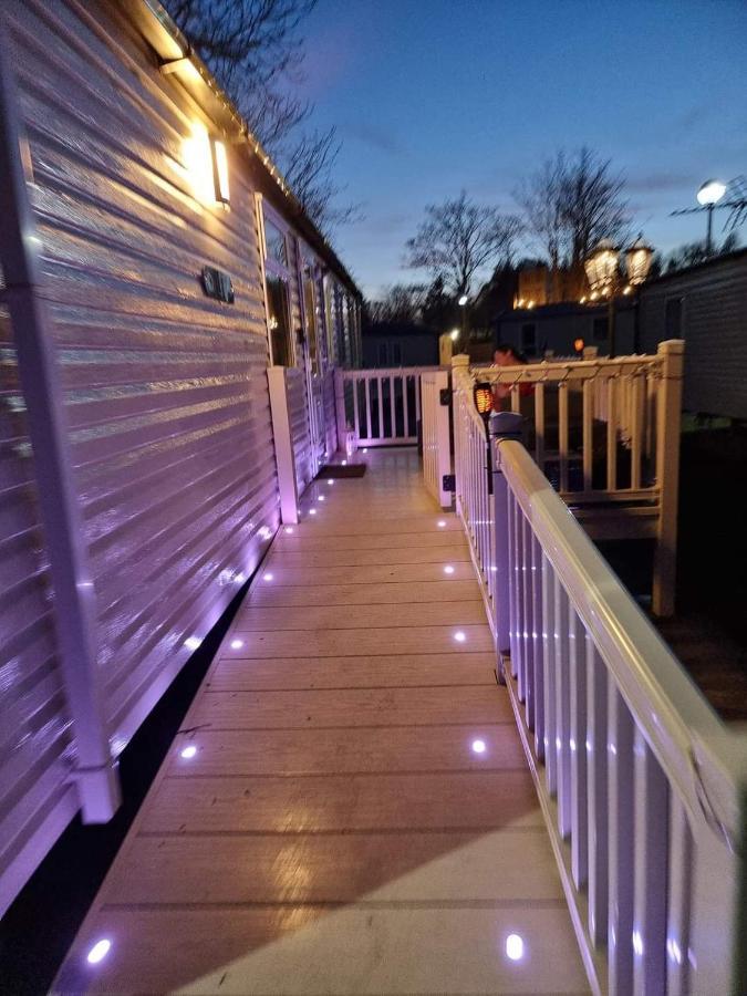 Cheswick  Haggerston Castle 3 Bedroom Deluxe Holiday Home מראה חיצוני תמונה