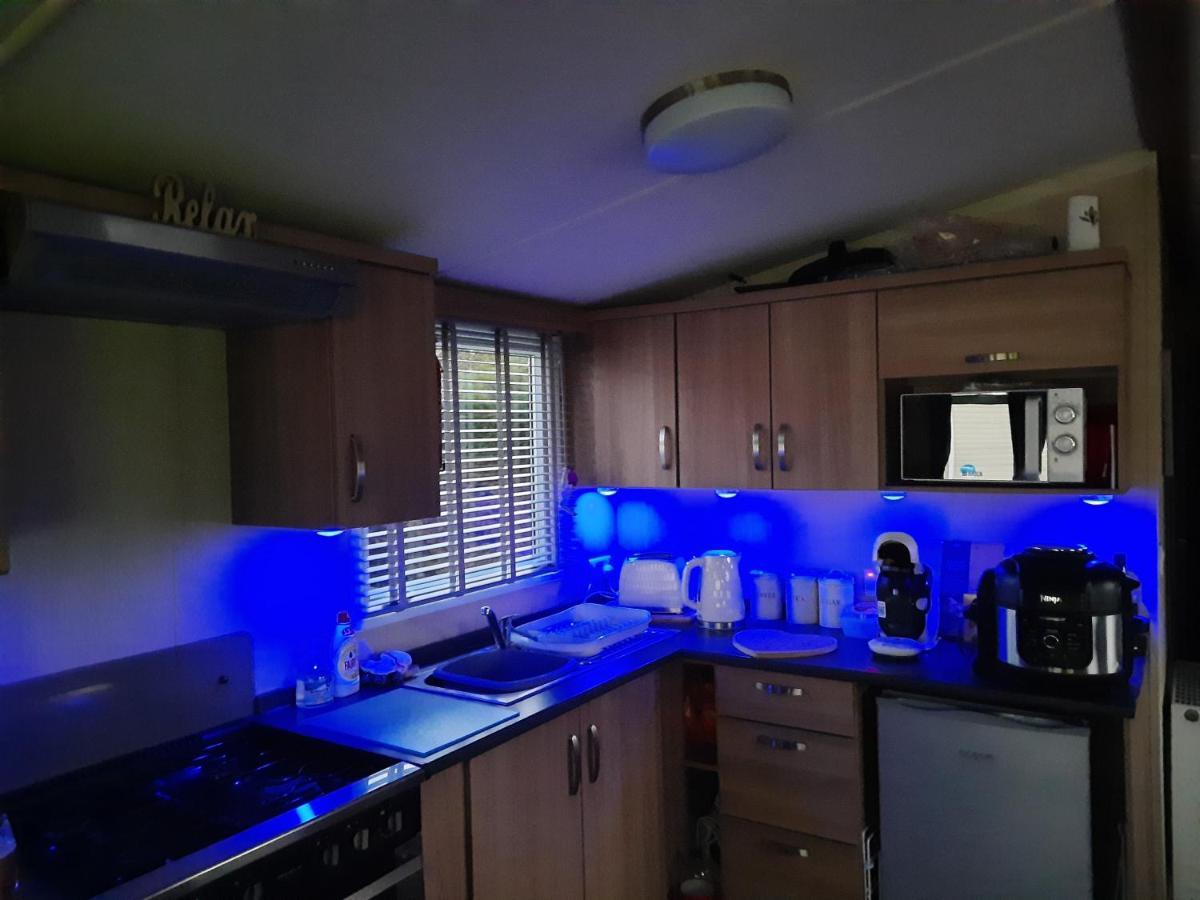 Cheswick  Haggerston Castle 3 Bedroom Deluxe Holiday Home מראה חיצוני תמונה