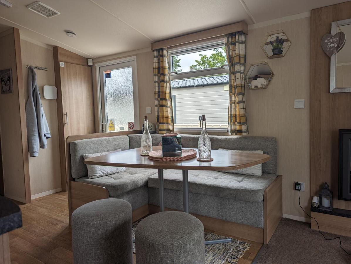 Cheswick  Haggerston Castle 3 Bedroom Deluxe Holiday Home מראה חיצוני תמונה